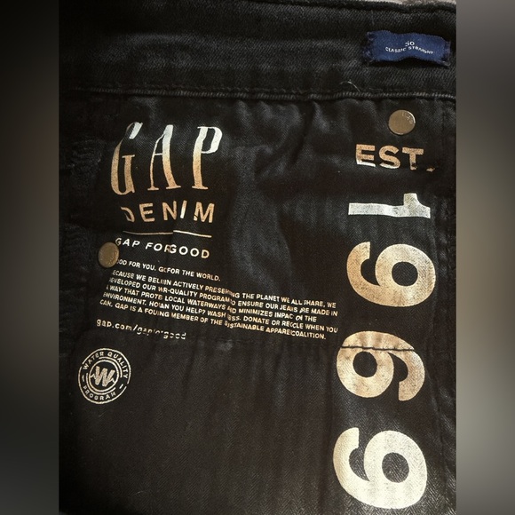 GAP Classic Straight Jeans – Black Wash – Size 30 - Picture 4 of 10